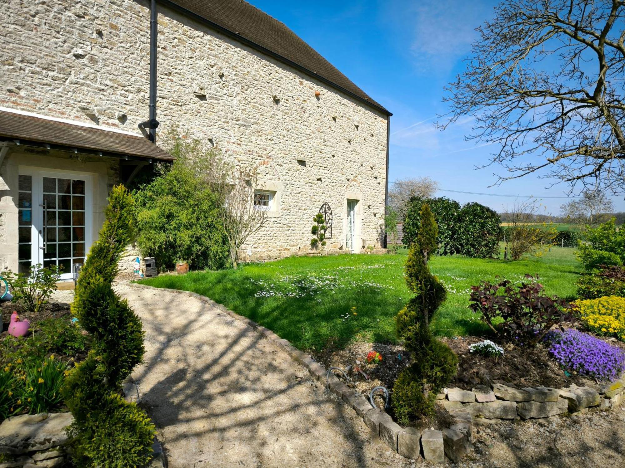 La Grange De Moisey Bed & Breakfast Marigny-les-Reullee Eksteriør bilde